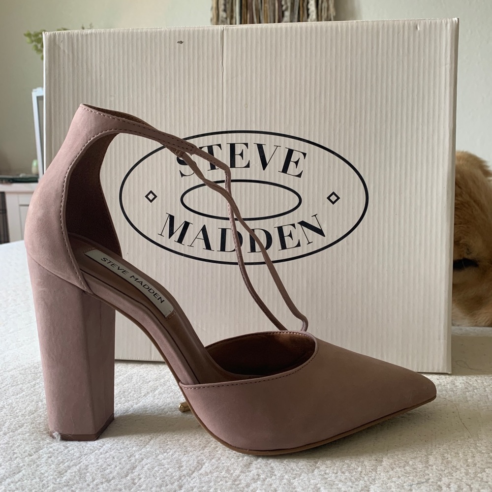 Steve Madden Mauve Pointed Toe Heels